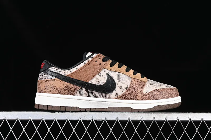 All categories Nk SB Dunk series Nk SB Dunk Low low-top sneakers Nk Dunk Low limited edition snake pattern mocha SB low-top casual skateboard shoes FJ5434-120